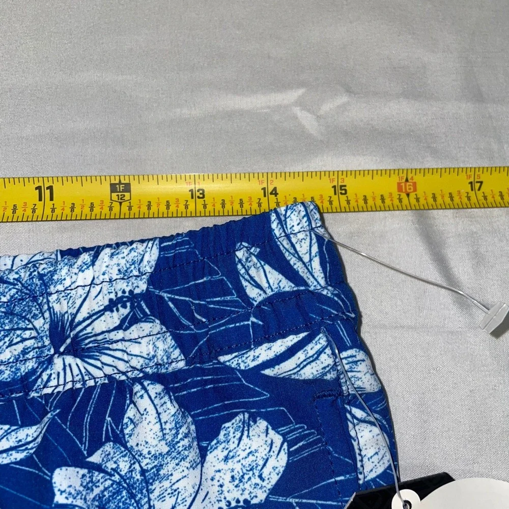 Quiksilver swim volley
